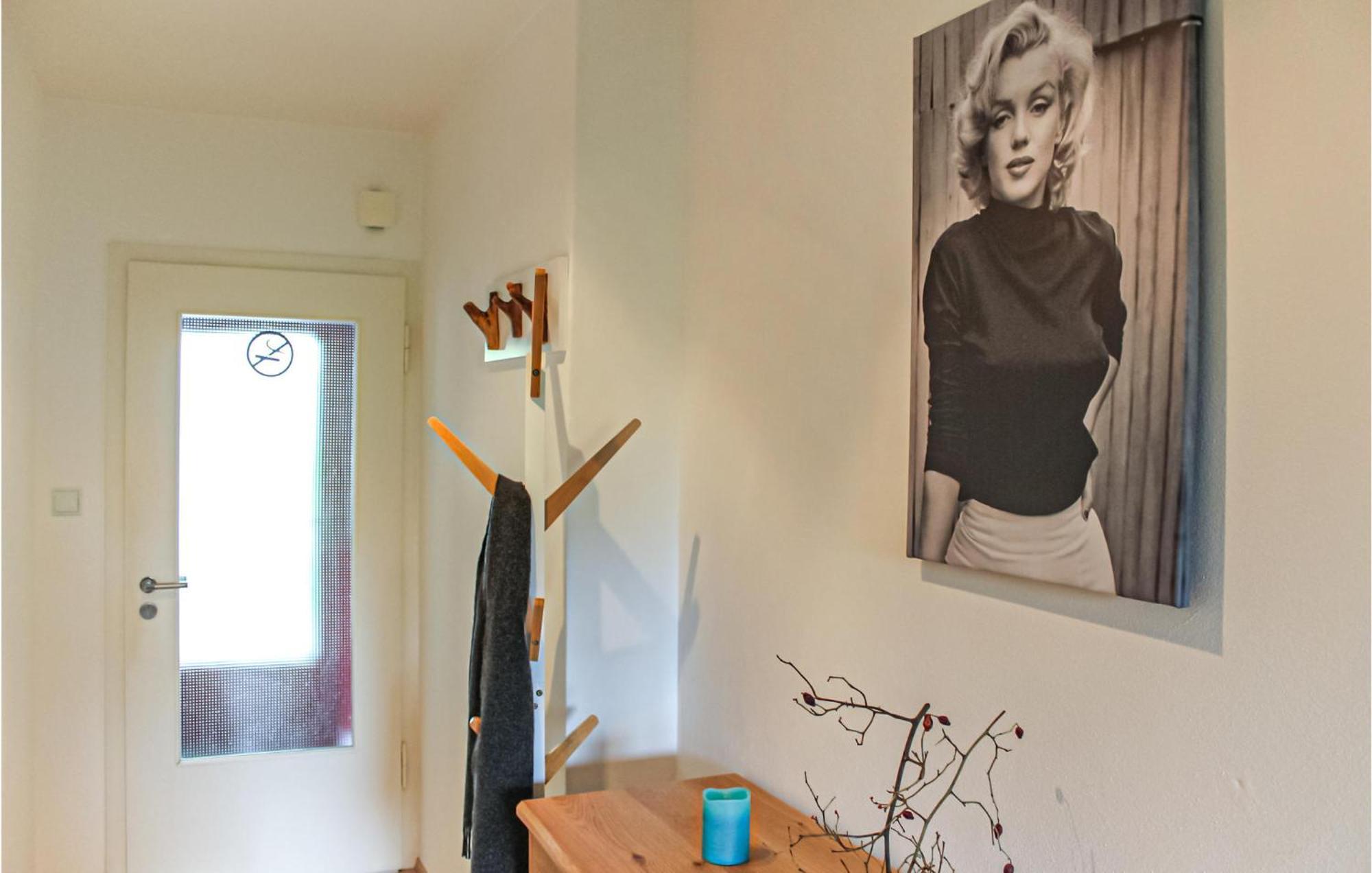 1 Bedroom Stunning Apartment In Detmold Exterior photo